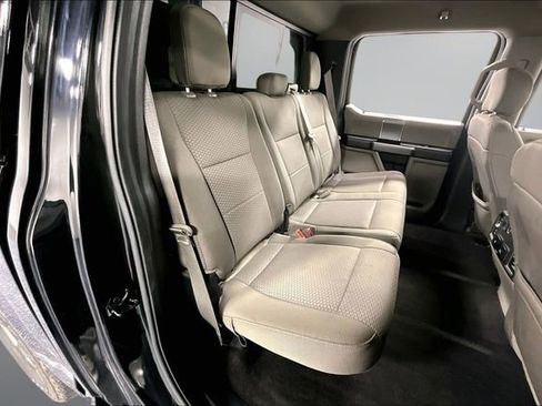 Used 2020 Ford F150 XLT w/ Equipment Group 302A Luxury AWD/4WD image 24