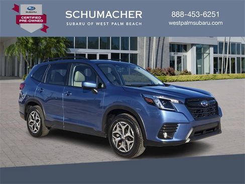 Used 2023 Subaru Forester Premium image 1