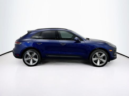 Used 2026 Porsche Macan AWD/4WD image 8