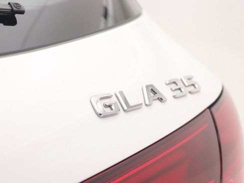 Certified 2025 Mercedes-Benz GLA 35 AMG 4MATIC image 23