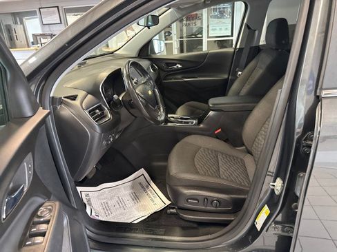 Used 2021 Chevrolet Equinox LT FWD image 15