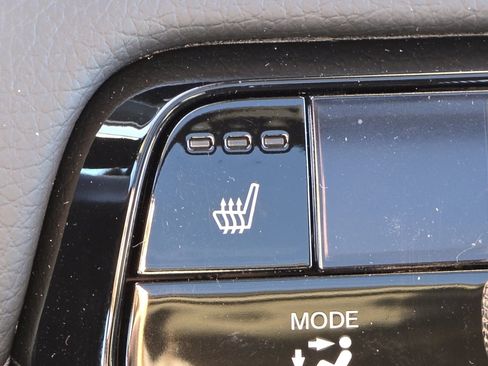 New 2025 Honda Pilot Touring image 8