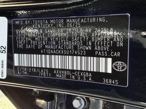 Certified 2025 Toyota Camry XLE FWD image 30