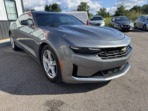 Used 2020 Chevrolet Camaro LT RWD image 3