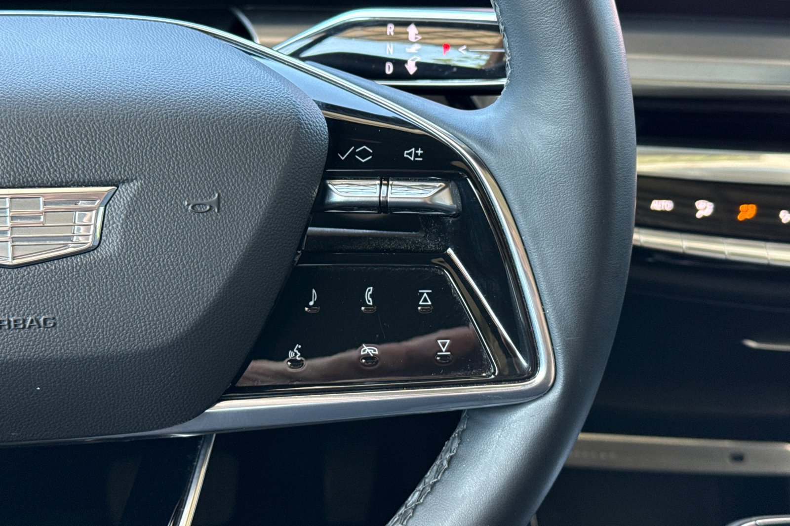 Used 2024 Cadillac Lyriq Luxury RWD image 37