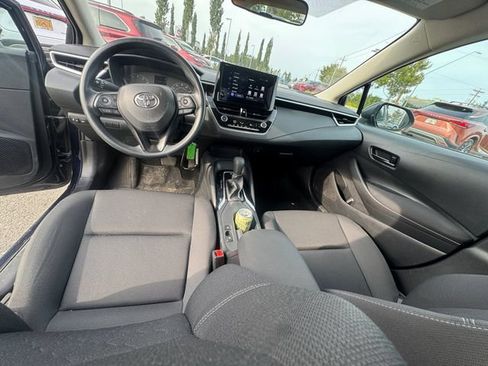 Used 2024 Toyota Corolla LE FWD image 19