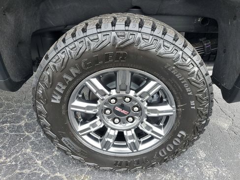 New 2026 GMC Sierra 1500 AT4X image 8