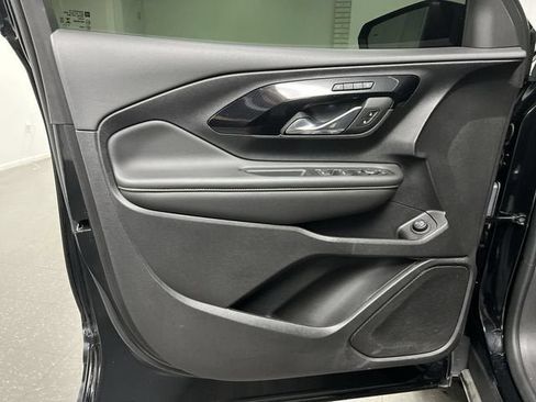 Certified 2024 GMC Terrain AT4 AWD/4WD image 22
