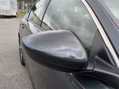 Used 2023 Honda Accord EX image 12