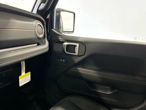 New 2026 Jeep Gladiator Sport image 27