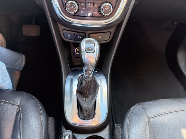 Used 2014 Buick Encore Premium FWD image 14