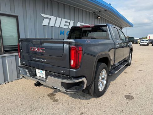 Used 2021 GMC Sierra 1500 SLT w/ SLT Premium Plus Package AWD/4WD image 6
