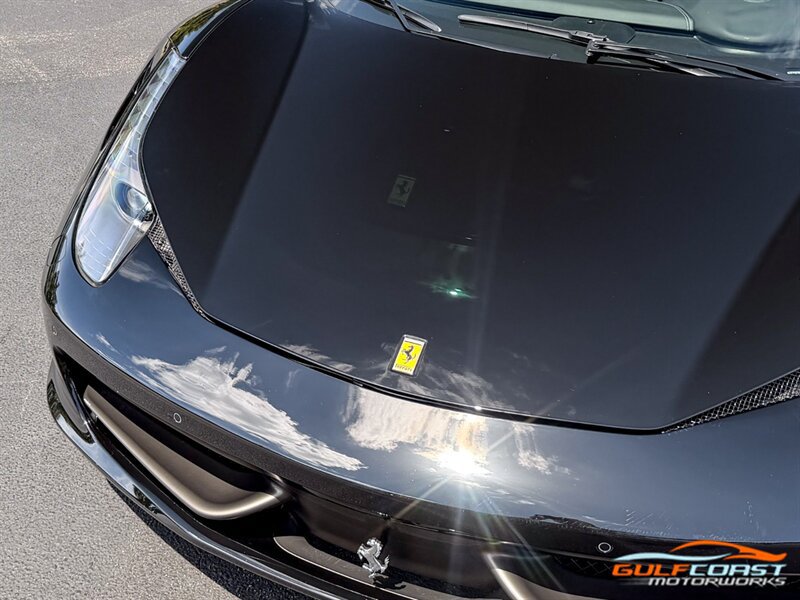 Used 2012 Ferrari 458 Italia Coupe RWD image 4
