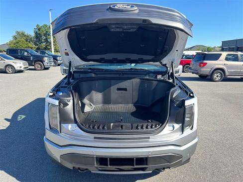 New 2025 Ford F150 Lightning Lariat image 19