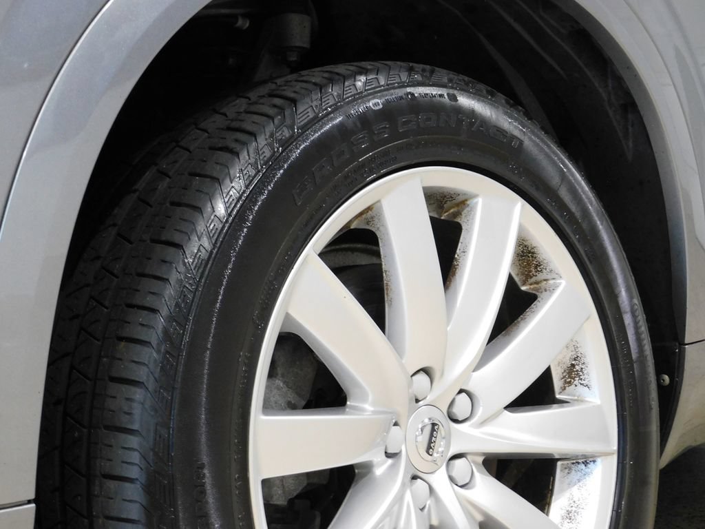 Used 2017 Volvo XC90 T6 Momentum w/ Vision Package AWD/4WD image 18