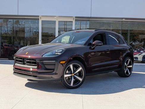 New 2026 Porsche Macan image 1