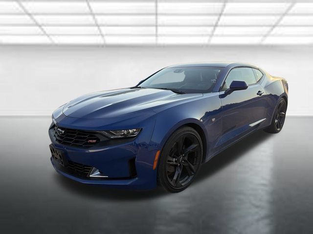 Used 2021 Chevrolet Camaro LT w/ RS Package RWD image 5