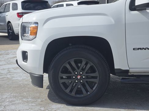 Used 2019 GMC Canyon SLE w/ Elevation Edition image 8