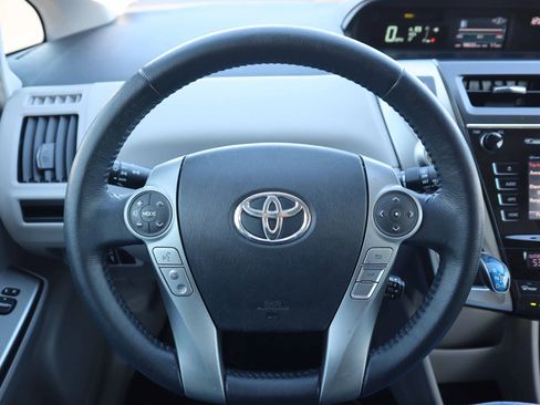 Used 2015 Toyota Prius V Four image 14