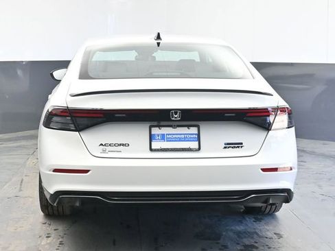 New 2026 Honda Accord Hybrid Sport-L image 9