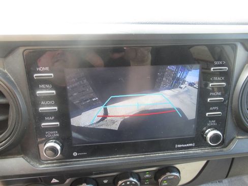 Used 2022 Toyota Tacoma SR AWD/4WD image 26