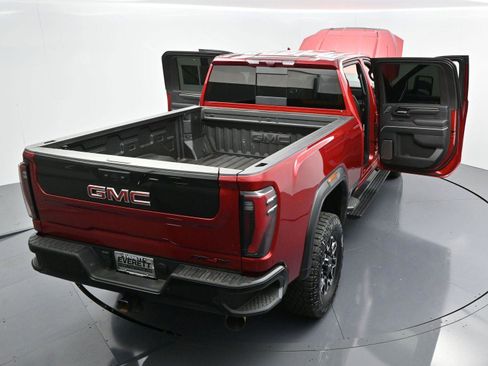 Used 2025 GMC Sierra 2500 AT4X image 45