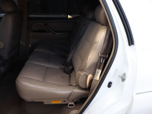 Used 2003 Toyota Sequoia Limited image 20
