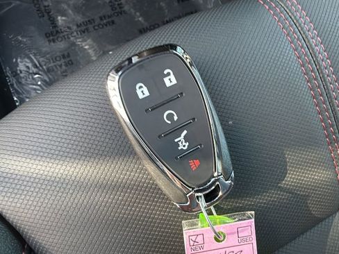 Used 2026 Chevrolet TrailBlazer RS w/ Convenience Package AWD/4WD image 29