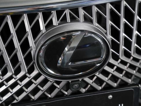 Used 2018 Lexus LS 500 w/ Luxury Package image 13