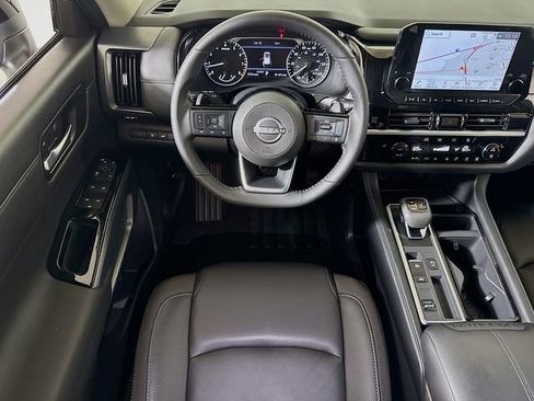 Used 2025 Nissan Pathfinder SL w/ Cargo Package image 20