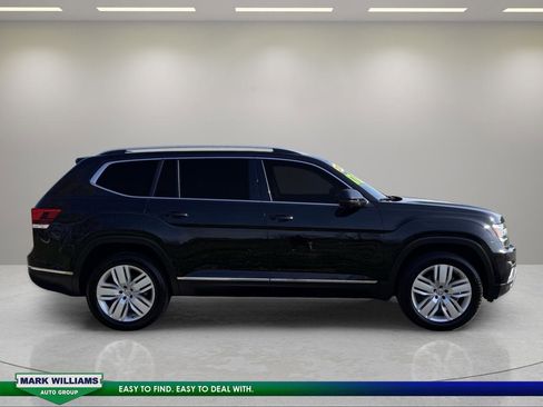 Used 2018 Volkswagen Atlas SEL Premium image 2