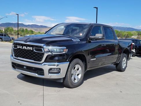 Used 2025 RAM 1500 Big Horn AWD/4WD image 1