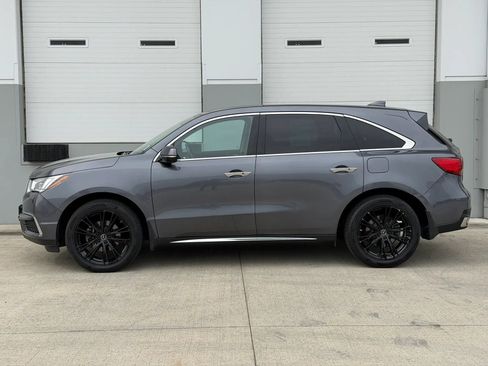 Used 2017 Acura MDX SH-AWD w/ Technology Package image 3