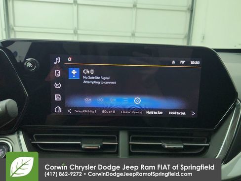 Used 2025 Chevrolet Trax LT w/ LT Convenience Package FWD image 23