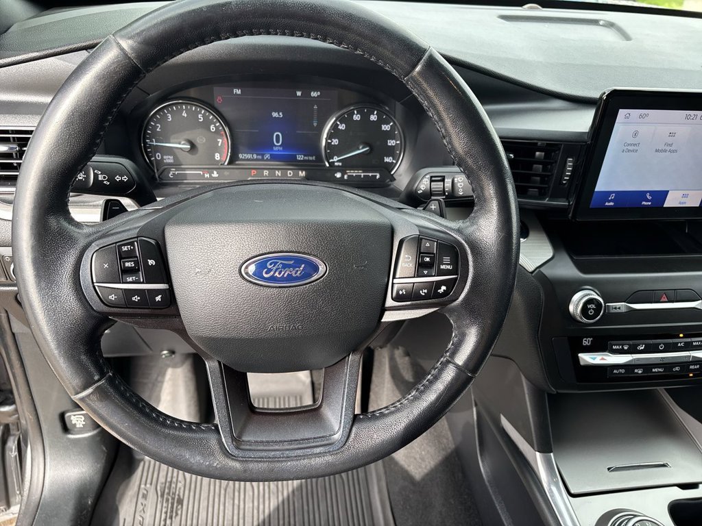 Used 2020 Ford Explorer XLT w/ Equipment Group 202A AWD/4WD image 16