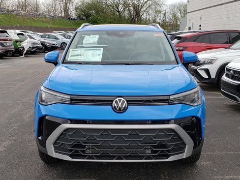 New 2026 Volkswagen Taos SE AWD/4WD image 5