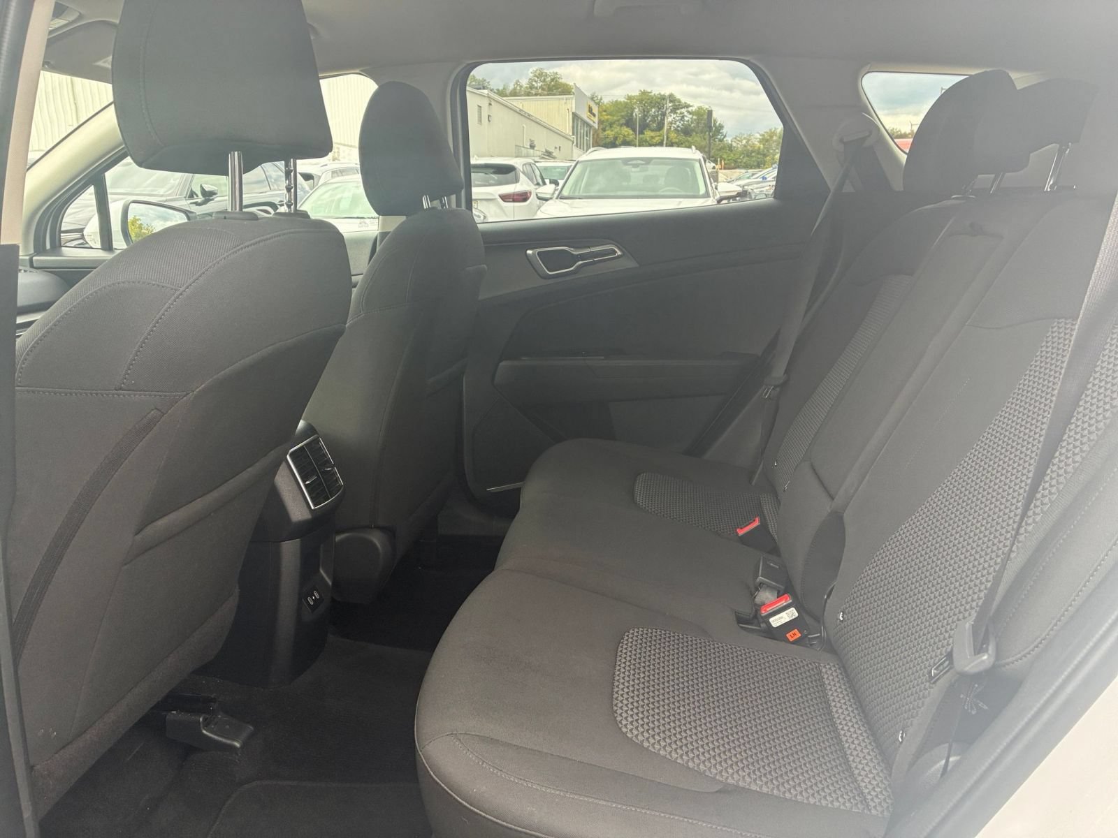 Used 2026 Kia Sportage LX FWD image 20