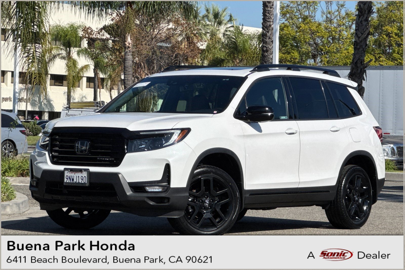 Used 2024 Honda Passport Black Edition image 1