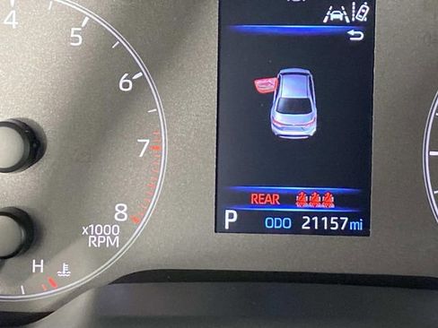 Used 2025 Toyota Corolla LE FWD image 19