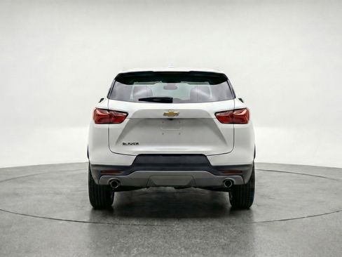 Used 2025 Chevrolet Blazer LT FWD image 7