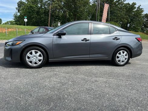 Used 2024 Nissan Sentra S FWD image 5