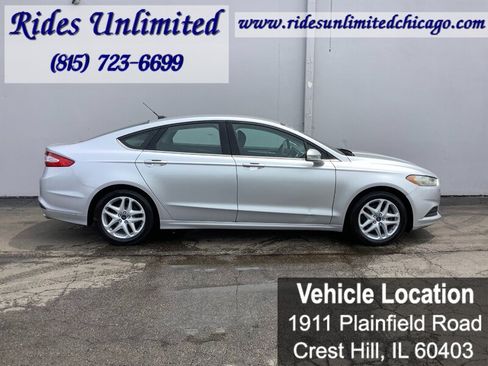 Used 2014 Ford Fusion SE FWD image 27