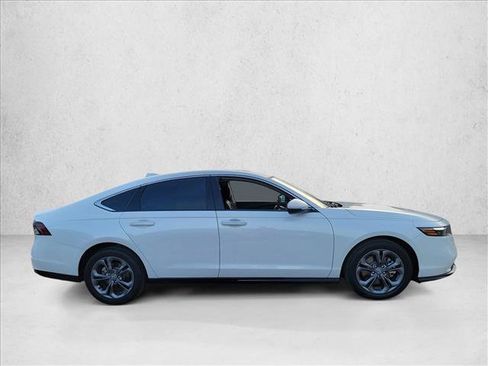 Used 2025 Honda Accord EX-L image 4