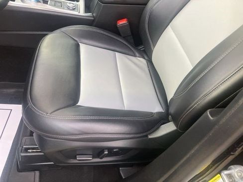 Used 2023 Ford Explorer XLT w/ Equipment Group 202A AWD/4WD image 12