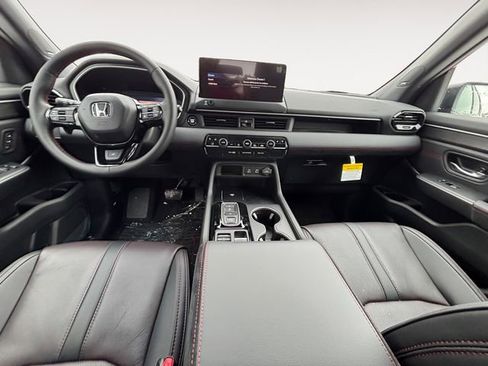 New 2026 Honda Pilot Black Edition image 10