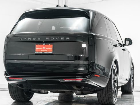 Used 2025 Land Rover Range Rover SE AWD/4WD image 9