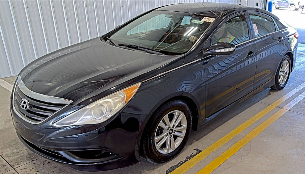 Used 2014 Hyundai Sonata GLS w/ Popular Equipment Group 2 FWD image 1
