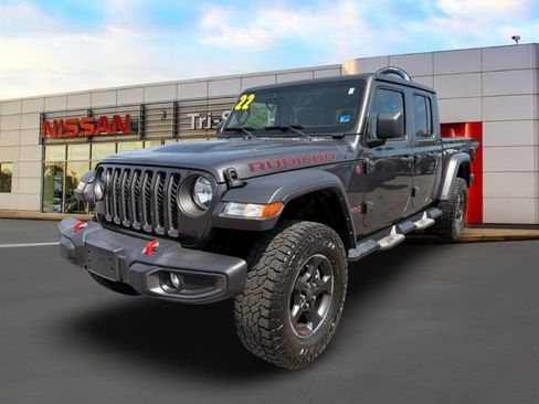 Used 2022 Jeep Gladiator Rubicon w/ Cold Weather Group AWD/4WD image 2