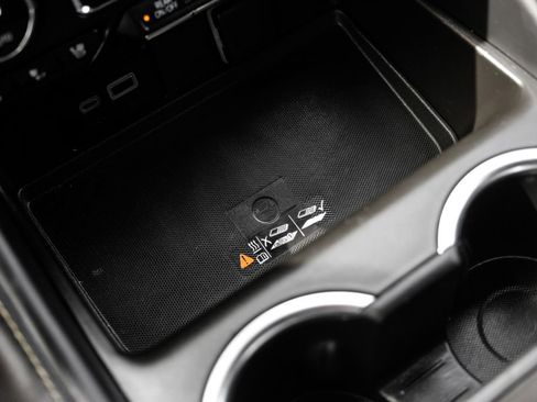 Used 2024 Chevrolet Tahoe Premier image 27