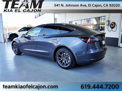 Used 2022 Tesla Model 3 Long Range image 8